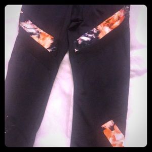 Betsy Johnson Legging